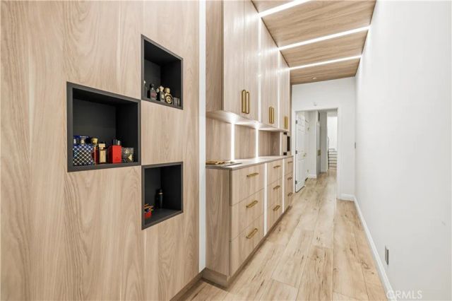 1864 Arvin Dr., Glendale, CA 91208