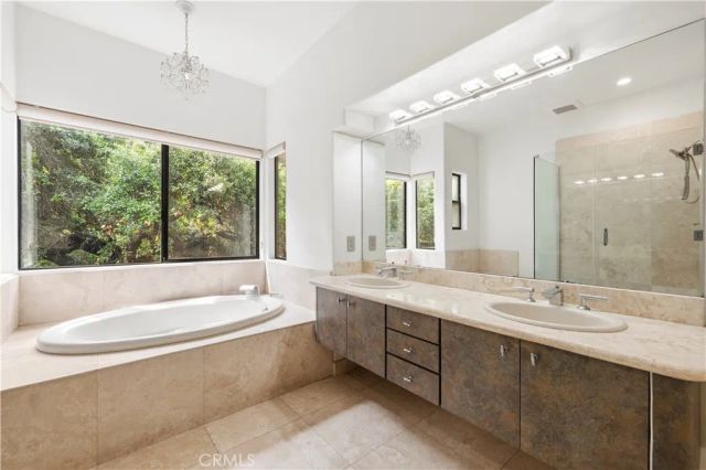 1864 Arvin Dr., Glendale, CA 91208