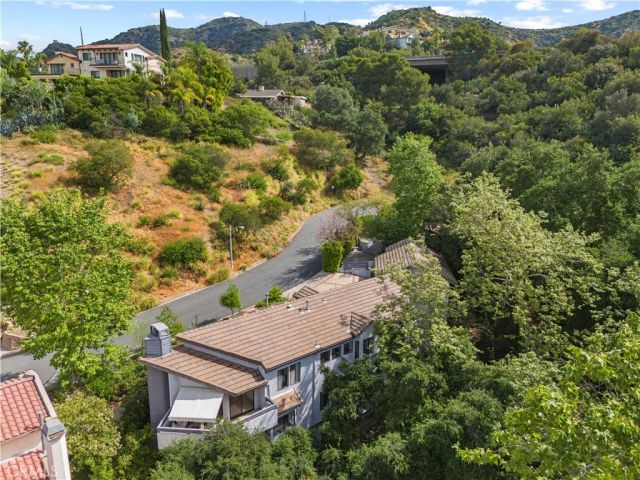 1864 Arvin Dr., Glendale, CA 91208