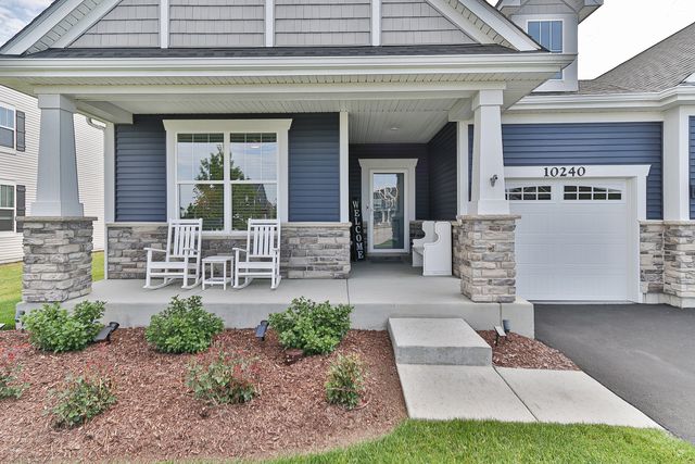 10240 Amos Street, Huntley, IL 60142