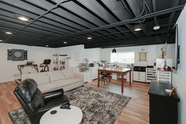 10240 Amos Street, Huntley, IL 60142