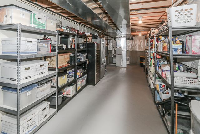 10240 Amos Street, Huntley, IL 60142