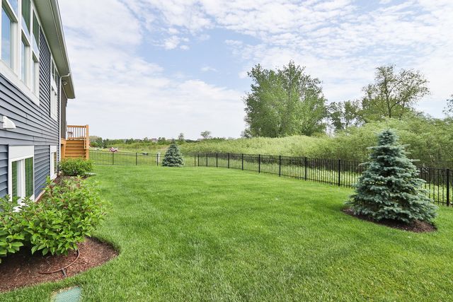 10240 Amos Street, Huntley, IL 60142