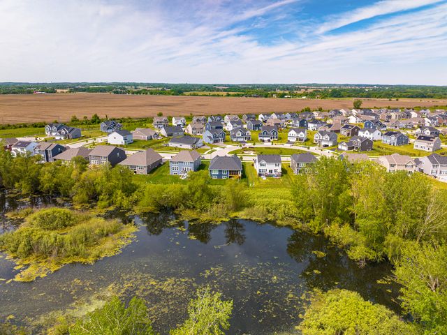 10240 Amos Street, Huntley, IL 60142