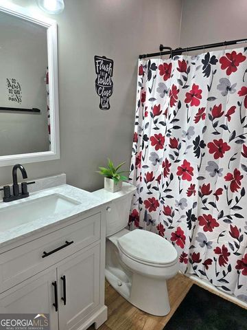 153 Clare, Fitzgerald, GA 31750