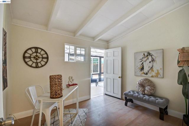 1215 Oak Creek Way, Sunnyvale, CA 94089