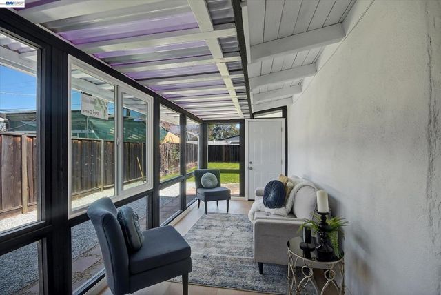 1215 Oak Creek Way, Sunnyvale, CA 94089