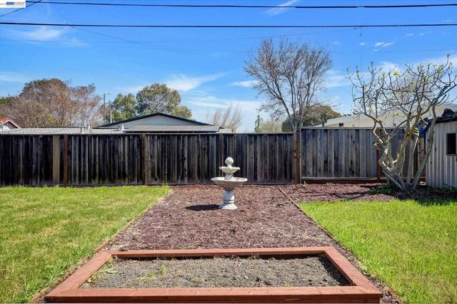 1215 Oak Creek Way, Sunnyvale, CA 94089