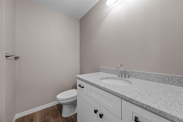 736 Indigo Drive, Palo, IA 52324