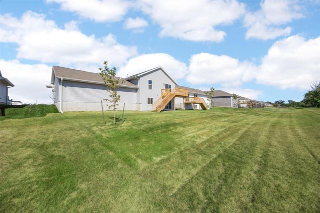 736 Indigo Drive, Palo, IA 52324