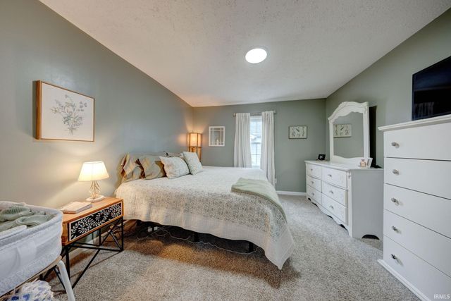 2013 Margybeth Avenue, Evansville, IN 47714