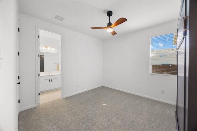 191 Silverton LN, Cedar Creek, TX 78612