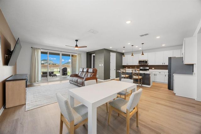 191 Silverton LN, Cedar Creek, TX 78612