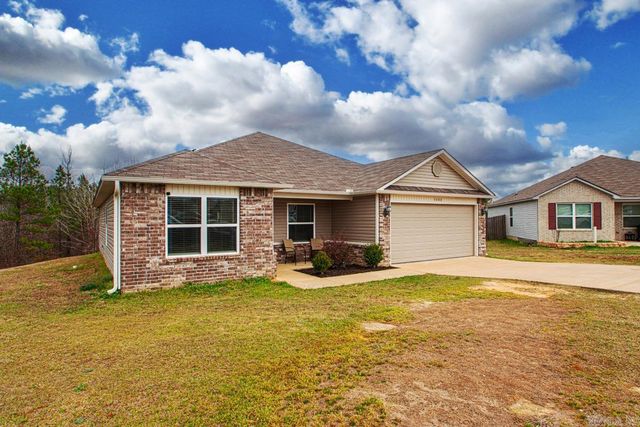 5000 Red Fox Trl, Bauxite, AR 72011