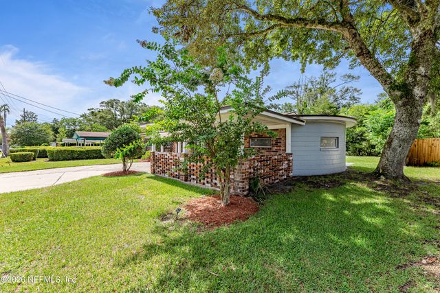 7876 ARBLE Drive, Jacksonville, FL 32211