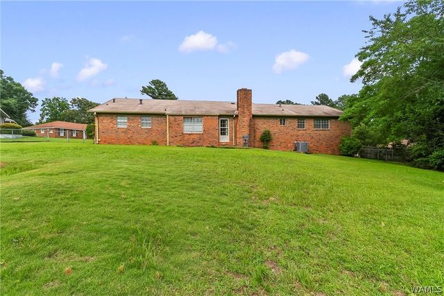 1604 Wakefield, Tuscaloosa, AL 35405