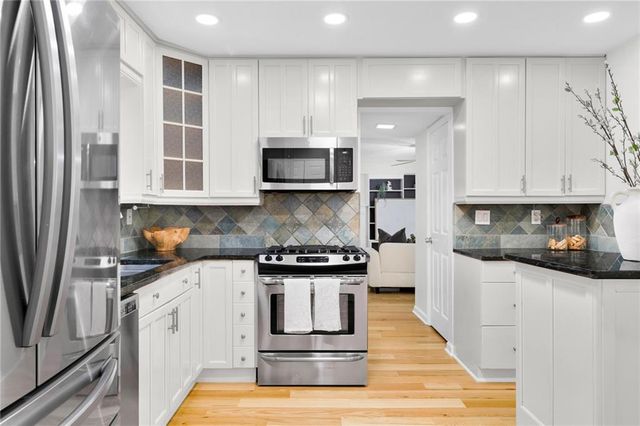 4220 Mary Walk, Peachtree Corners, GA 30092