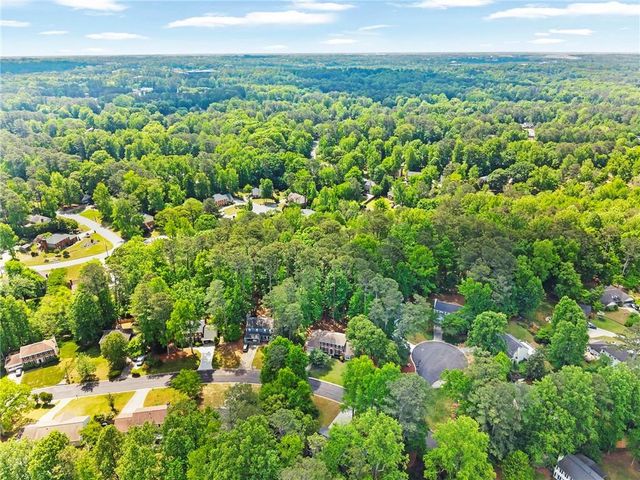 4220 Mary Walk, Peachtree Corners, GA 30092