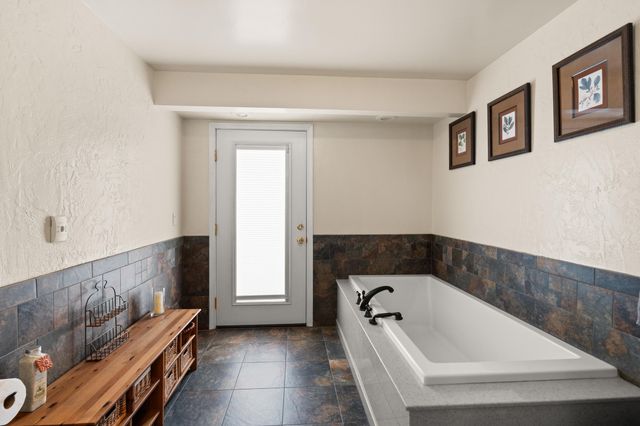 2642 Hawaiian Avenue, Medford, OR 97504