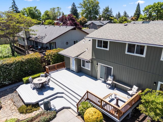 2642 Hawaiian Avenue, Medford, OR 97504