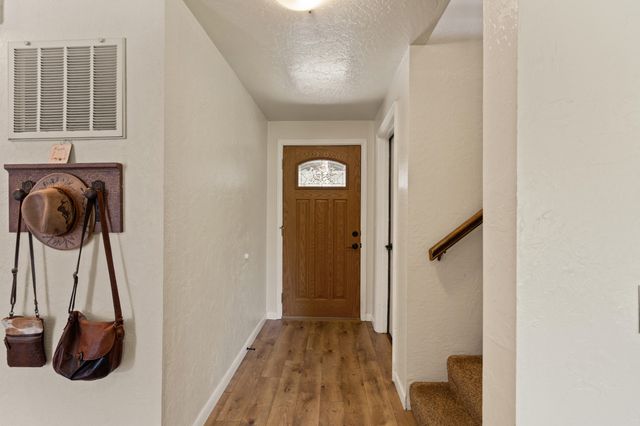 2642 Hawaiian Avenue, Medford, OR 97504