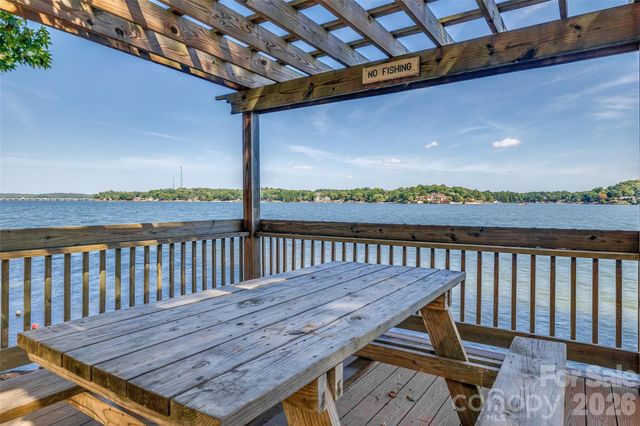 34 Old Post Road, Lake Wylie, SC 29710