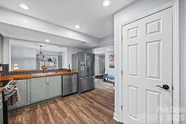 34 Old Post Road, Lake Wylie, SC 29710