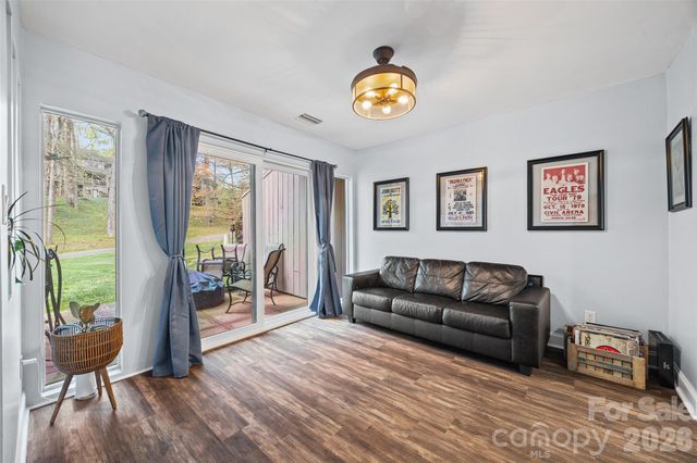 34 Old Post Road, Lake Wylie, SC 29710