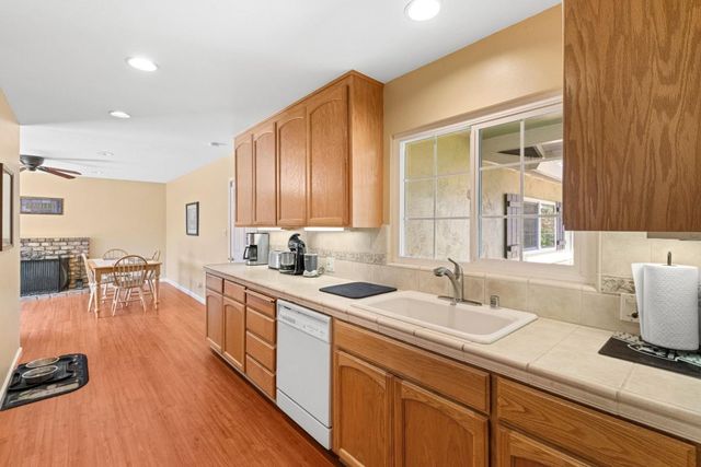 1832 Calistoga Drive, San Jose, CA 95124