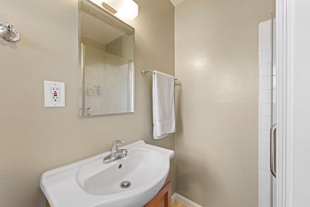1832 Calistoga Drive, San Jose, CA 95124