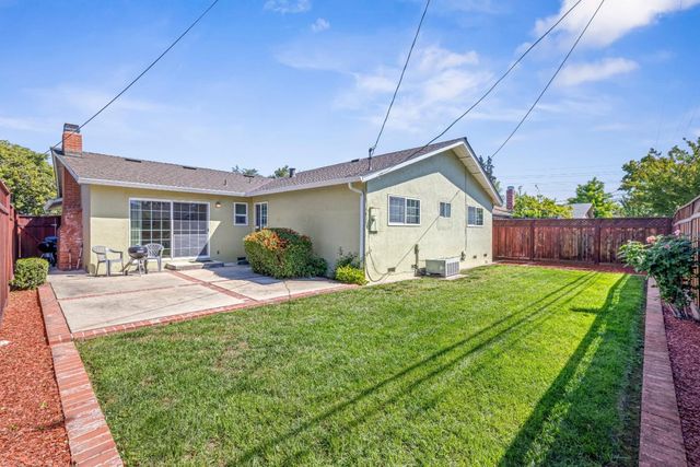 1832 Calistoga Drive, San Jose, CA 95124