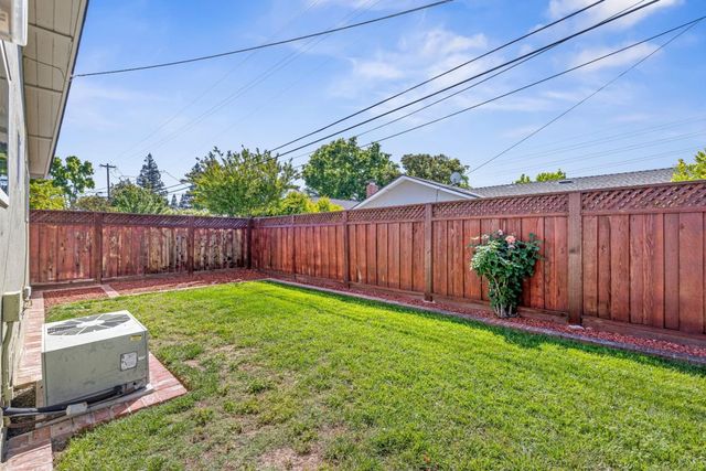 1832 Calistoga Drive, San Jose, CA 95124