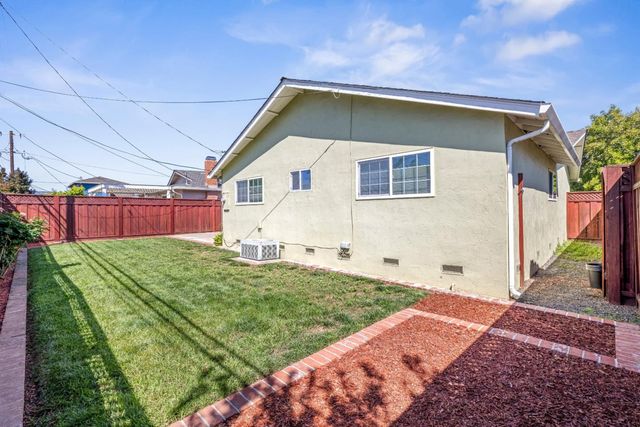 1832 Calistoga Drive, San Jose, CA 95124