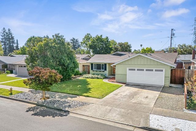 1832 Calistoga Drive, San Jose, CA 95124