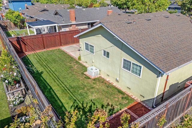 1832 Calistoga Drive, San Jose, CA 95124