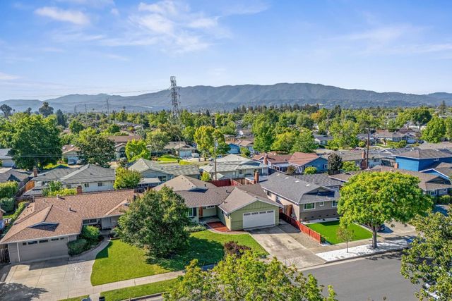 1832 Calistoga Drive, San Jose, CA 95124