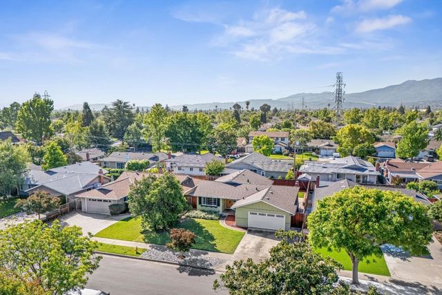 1832 Calistoga Drive, San Jose, CA 95124