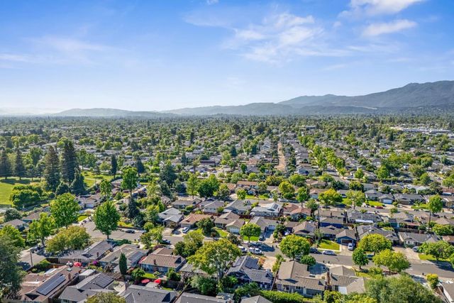 1832 Calistoga Drive, San Jose, CA 95124