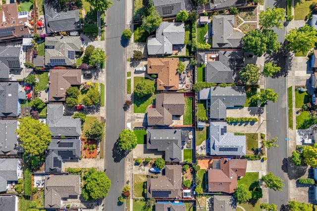 1832 Calistoga Drive, San Jose, CA 95124