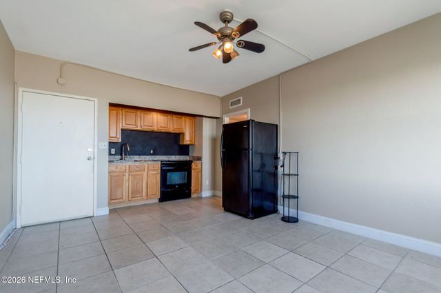 311 W ASHLEY Street 806, Jacksonville, FL 32204