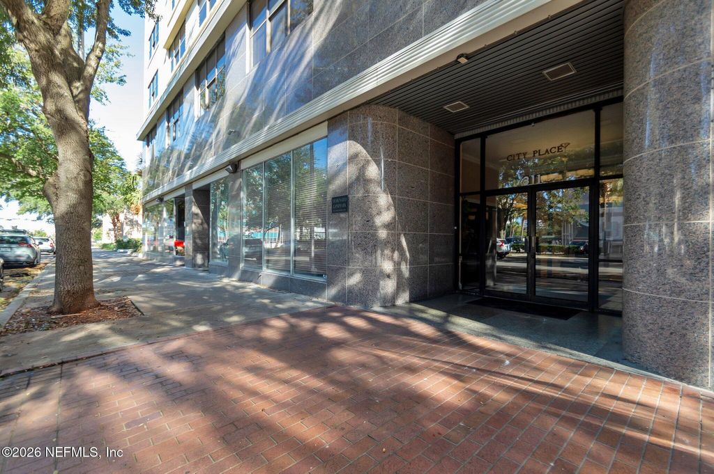 311 W ASHLEY Street 806, Jacksonville, FL 32204