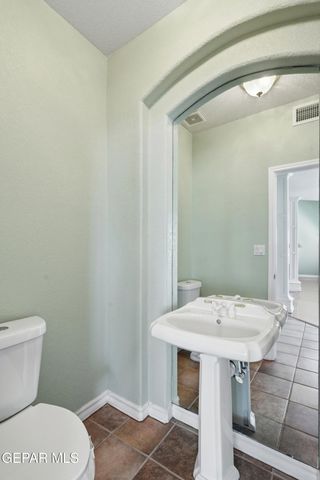 1165 Regal Ridge Drive, El Paso, TX 79912