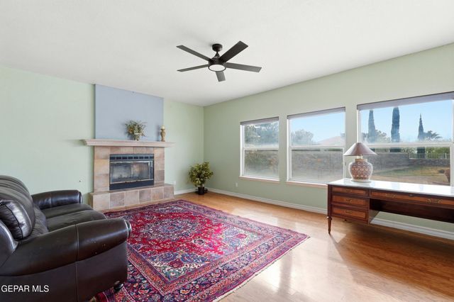 1165 Regal Ridge Drive, El Paso, TX 79912