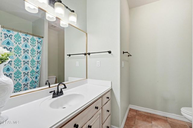 1165 Regal Ridge Drive, El Paso, TX 79912