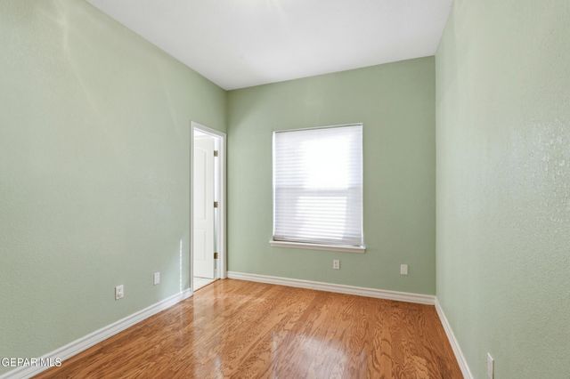 1165 Regal Ridge Drive, El Paso, TX 79912