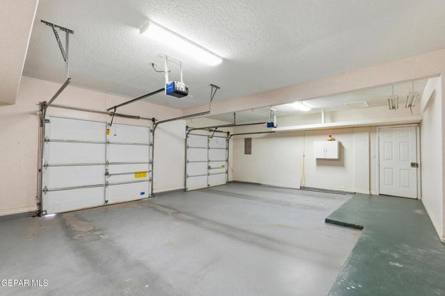 1165 Regal Ridge Drive, El Paso, TX 79912