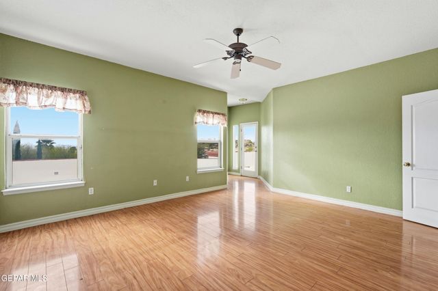 1165 Regal Ridge Drive, El Paso, TX 79912