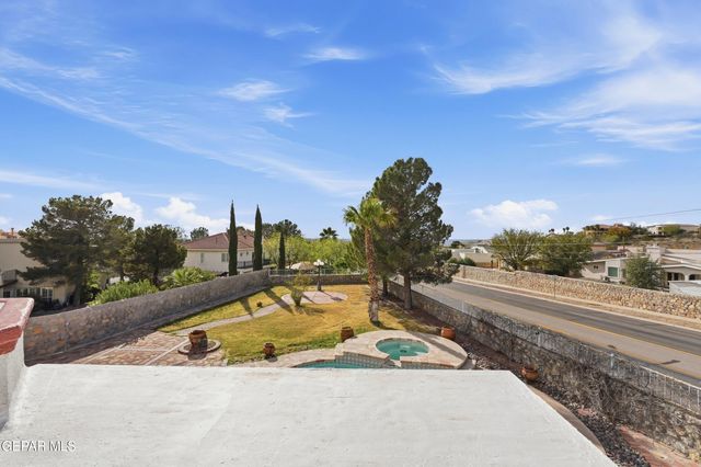 1165 Regal Ridge Drive, El Paso, TX 79912