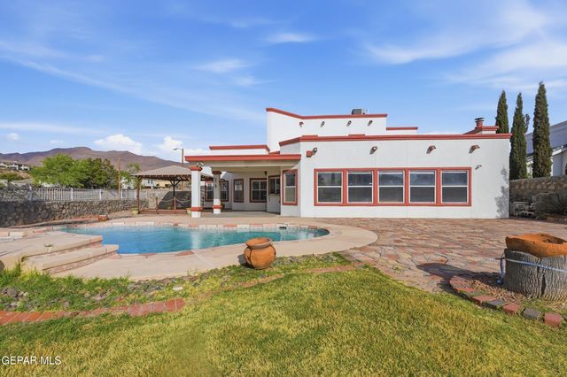 1165 Regal Ridge Drive, El Paso, TX 79912