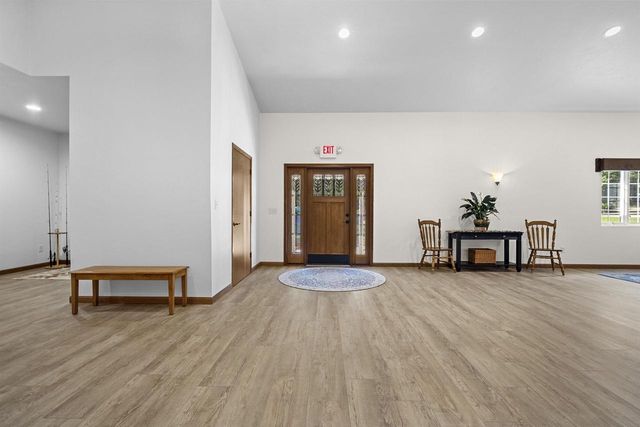 N10909 PESHTIGO RIVER LANE, Crivitz, WI 54114